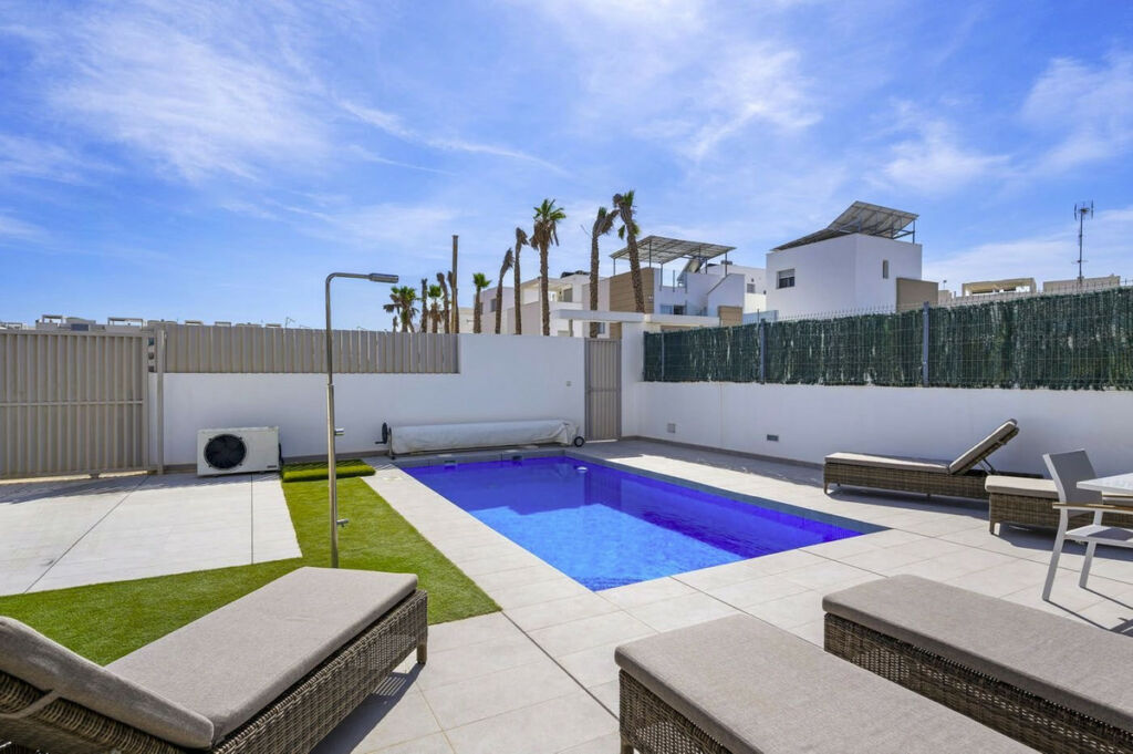 Detached Villa Guardamar del Segura Alicante - image 26