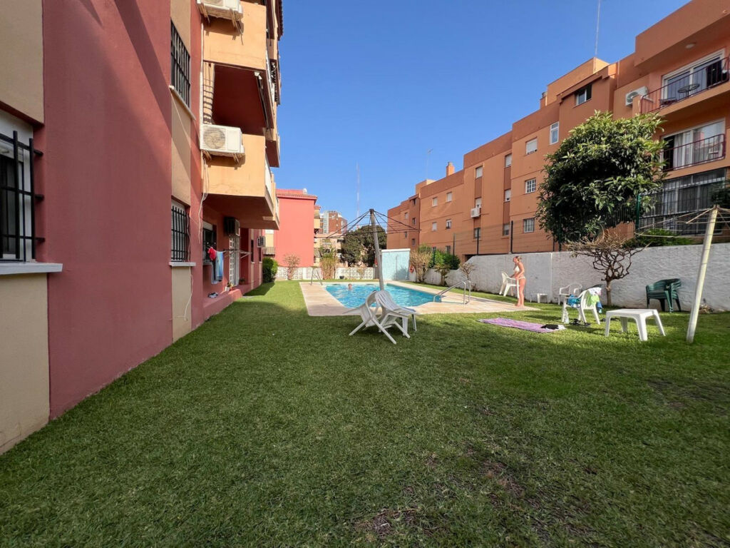 Middle Floor Apartment Torremolinos Málaga - image 23
