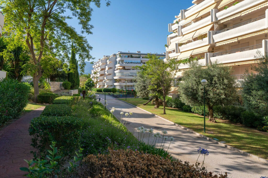 Middle Floor Apartment Marbella Málaga - image 26