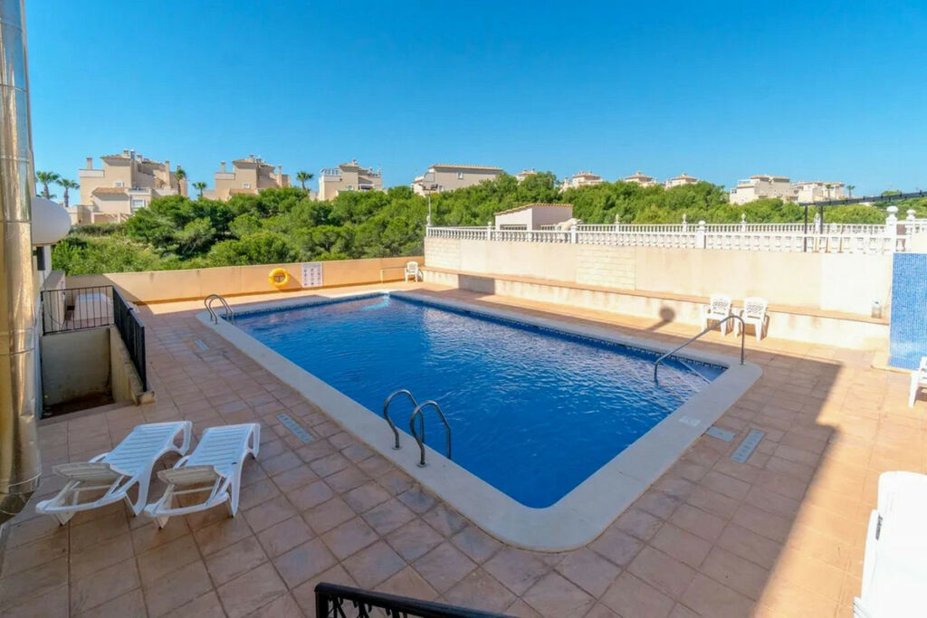 Detached Villa Playa Flamenca Alicante - image 26