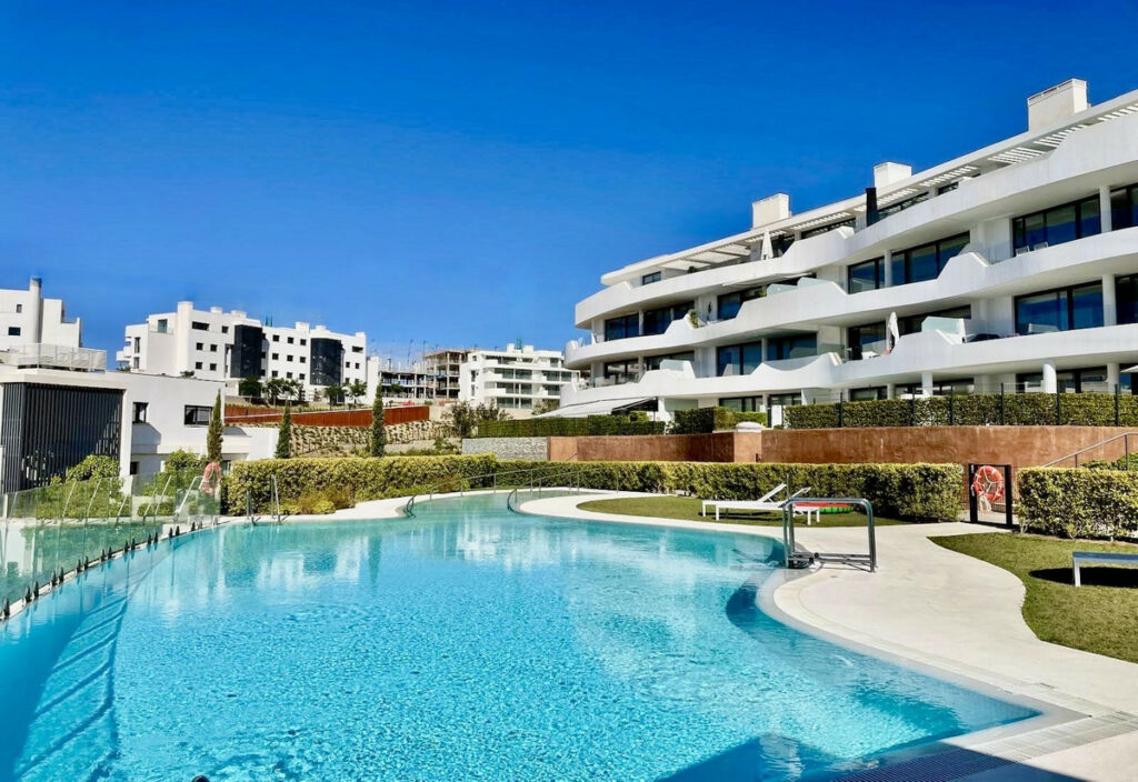 Middle Floor Apartment Fuengirola Málaga - image 28