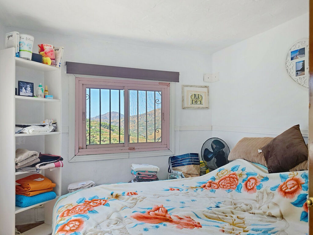 Detached Villa Cómpeta Málaga - image 26