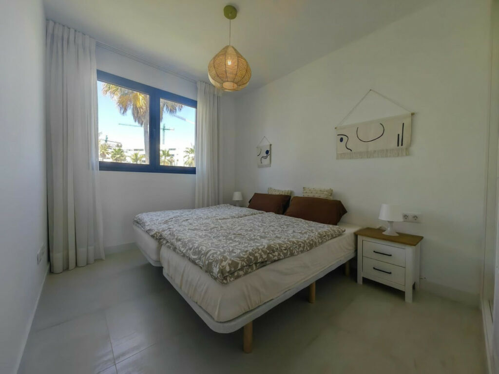 Middle Floor Apartment Estepona Málaga - image 26