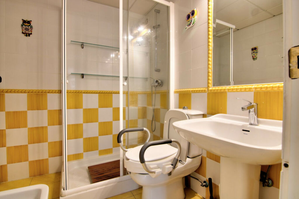 Middle Floor Apartment Fuengirola Málaga - image 26
