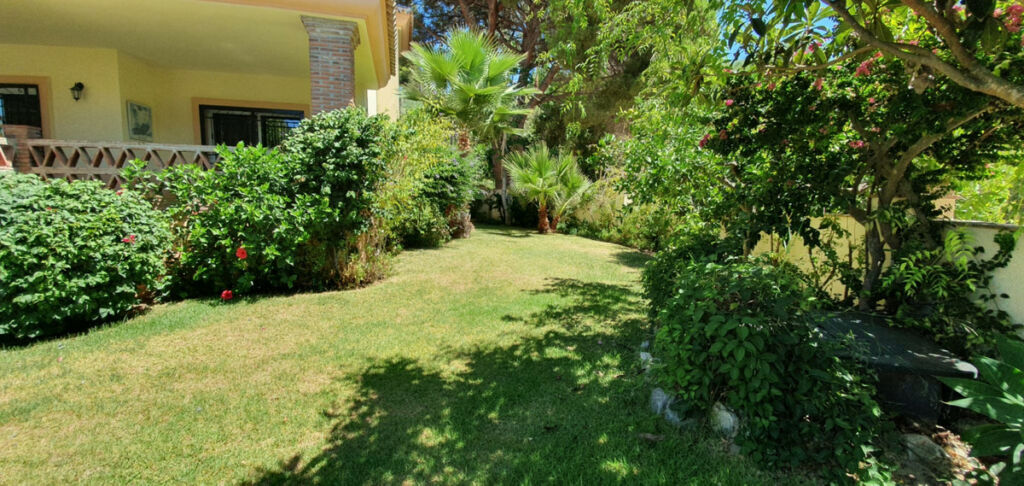 Detached Villa El Rosario Málaga - image 27