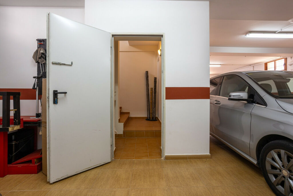 Detached Villa Los Montesinos Alicante - image 27