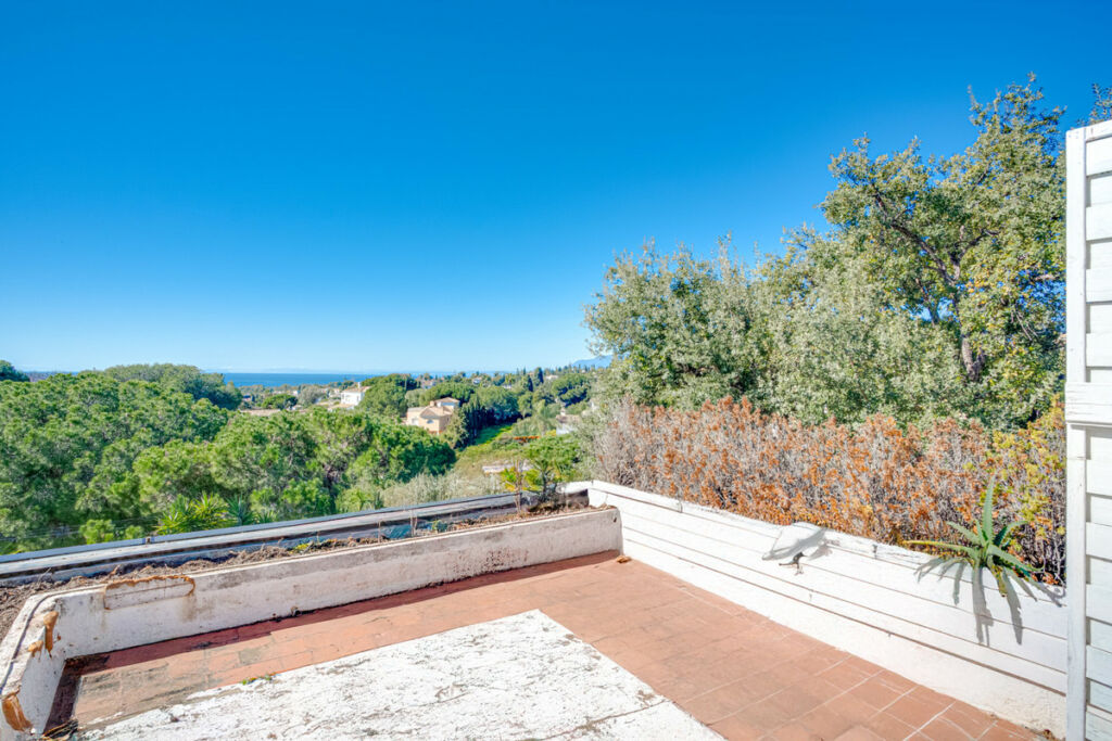 Detached Villa Elviria Málaga - image 27
