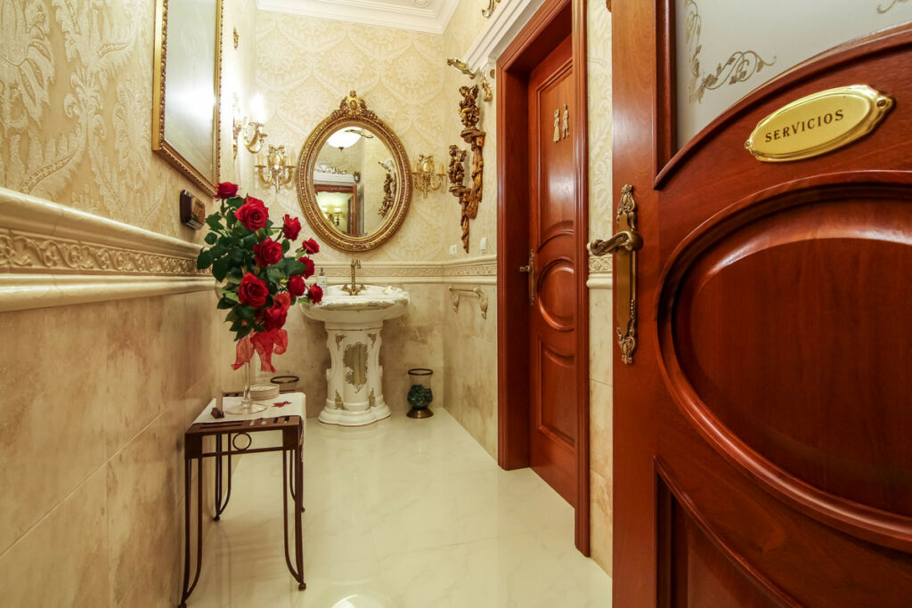 Detached Villa Sotogrande Cádiz - image 27