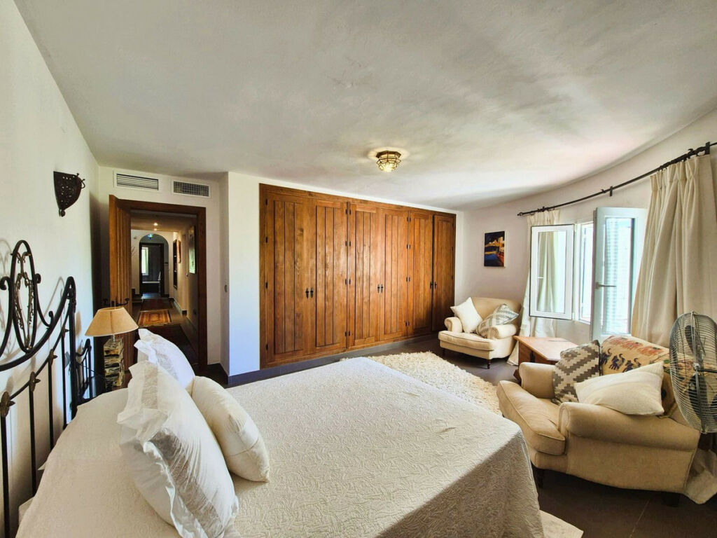 Detached Villa Manilva Málaga - image 27