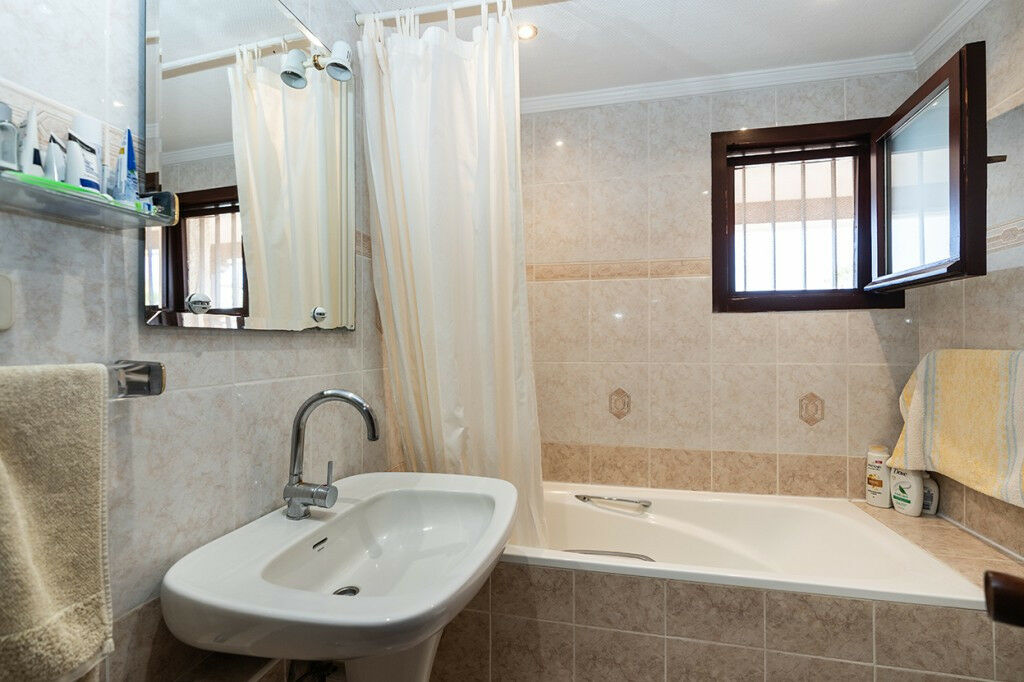 Detached Villa Carib Playa Málaga - image 27