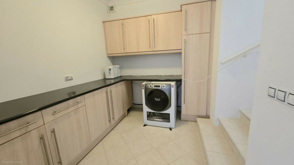 Detached Villa Calahonda Málaga - image 15
