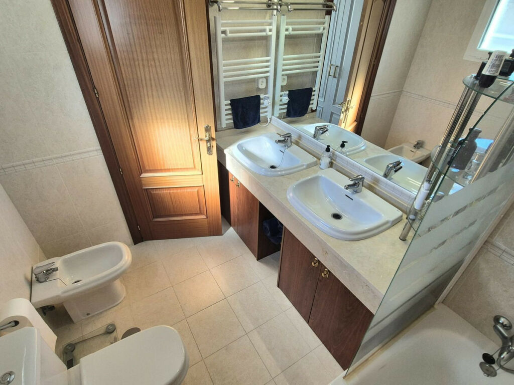 Penthouse Alhaurin Golf Málaga - image 26