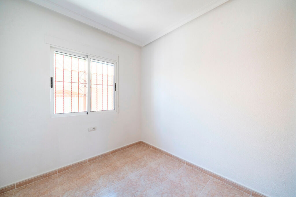 Detached Villa Algorfa Alicante - image 27