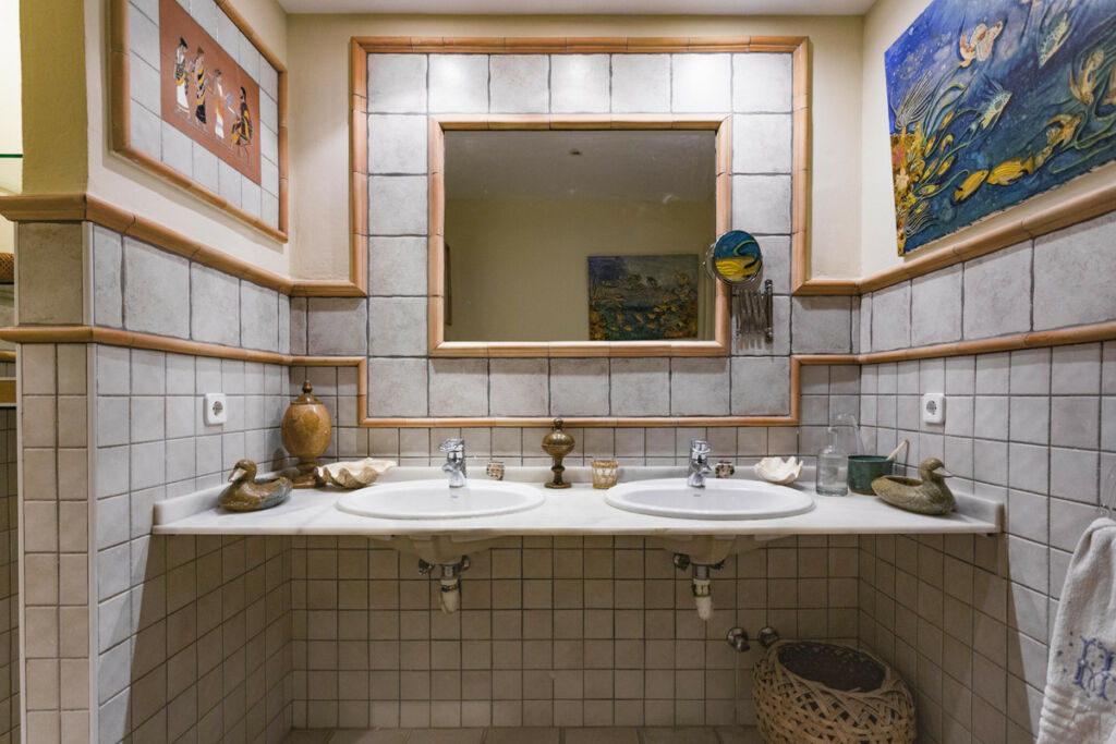 Detached Villa Sotogrande Cádiz - image 31