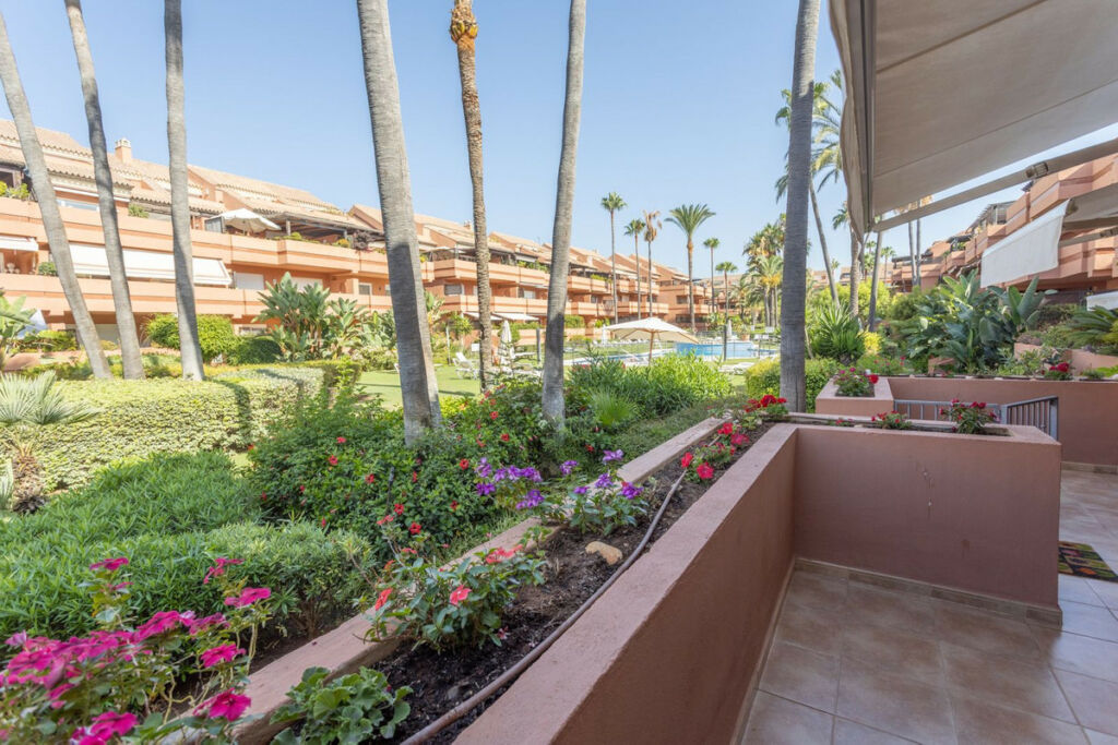 Ground Floor Apartment Puerto Banús Málaga - image 26