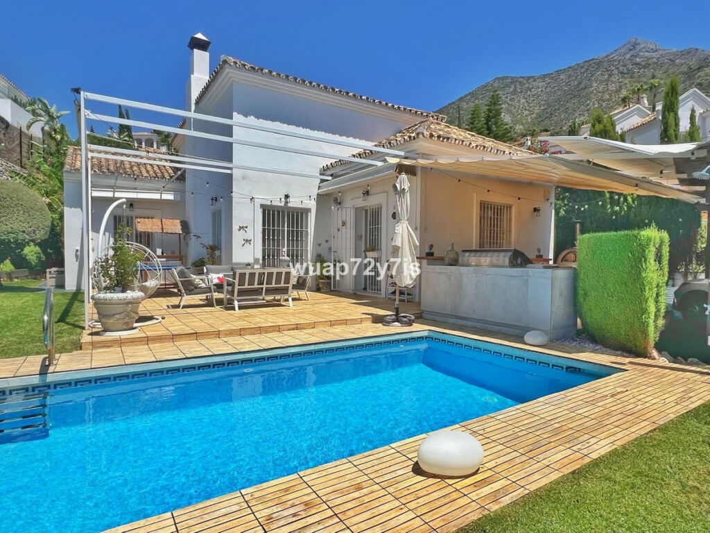 Detached Villa Istán Málaga - image 26