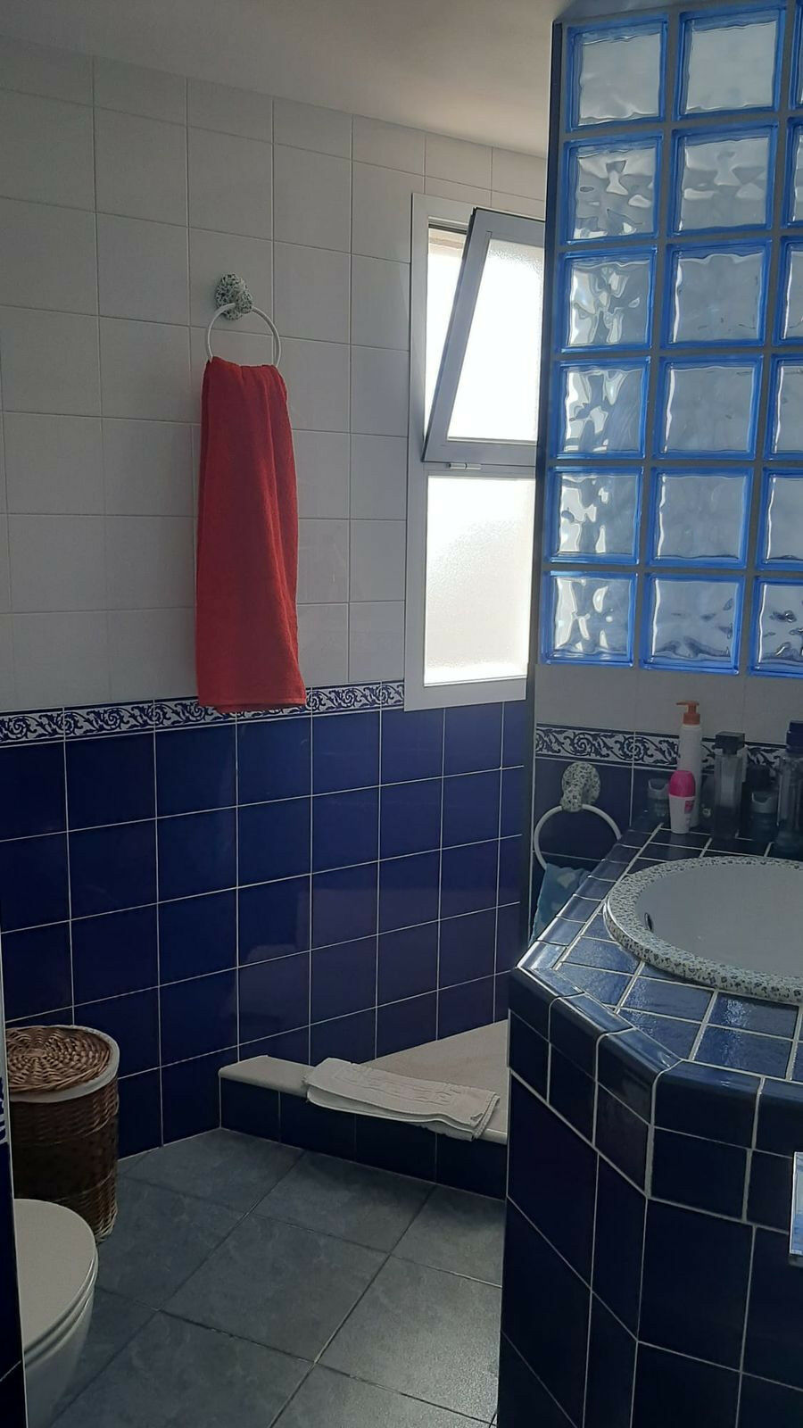 Middle Floor Apartment Estepona Málaga - image 27
