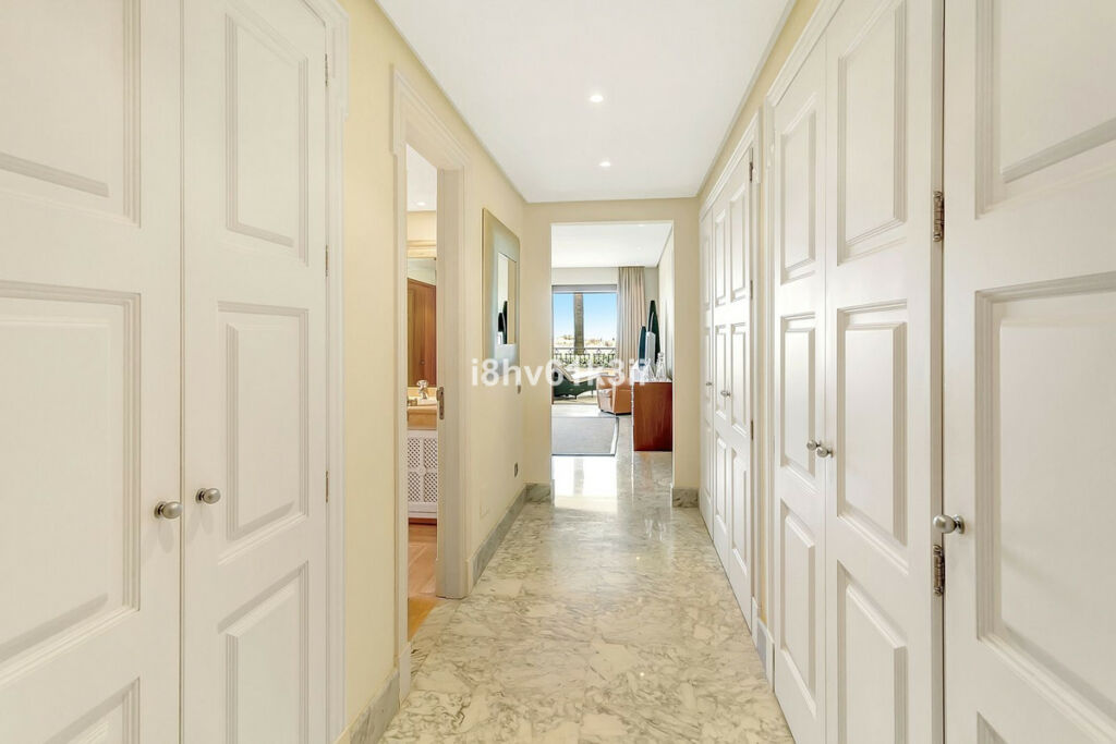 Ground Floor Apartment Marbella Málaga - image 27
