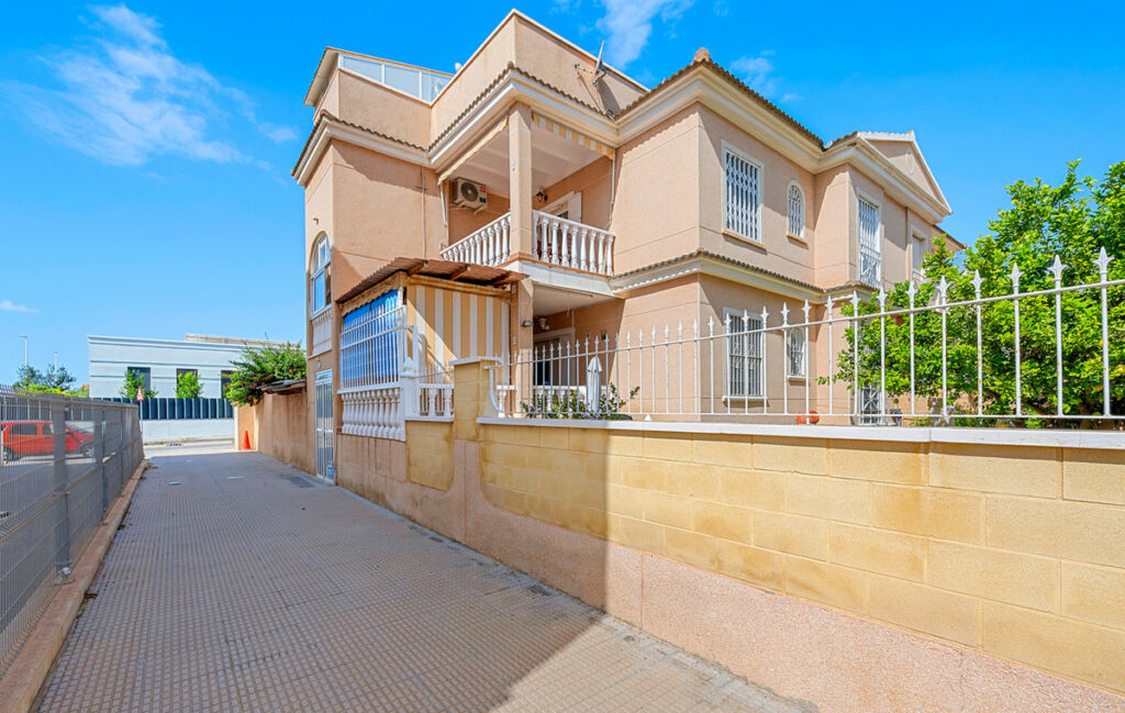 Ground Floor Apartment La Zenia Alicante - image 27