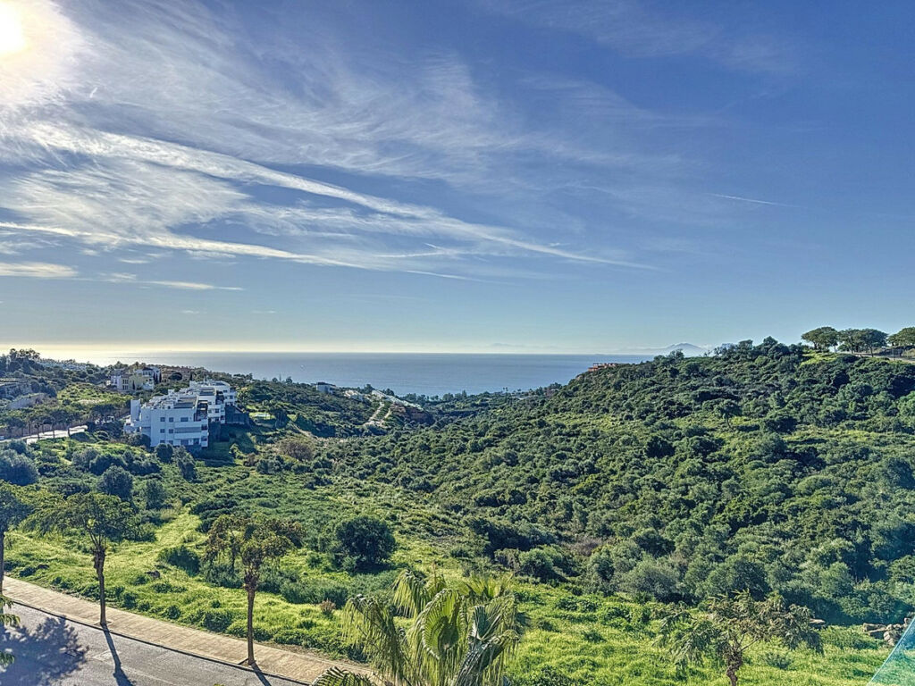 Penthouse Manilva Málaga - image 27
