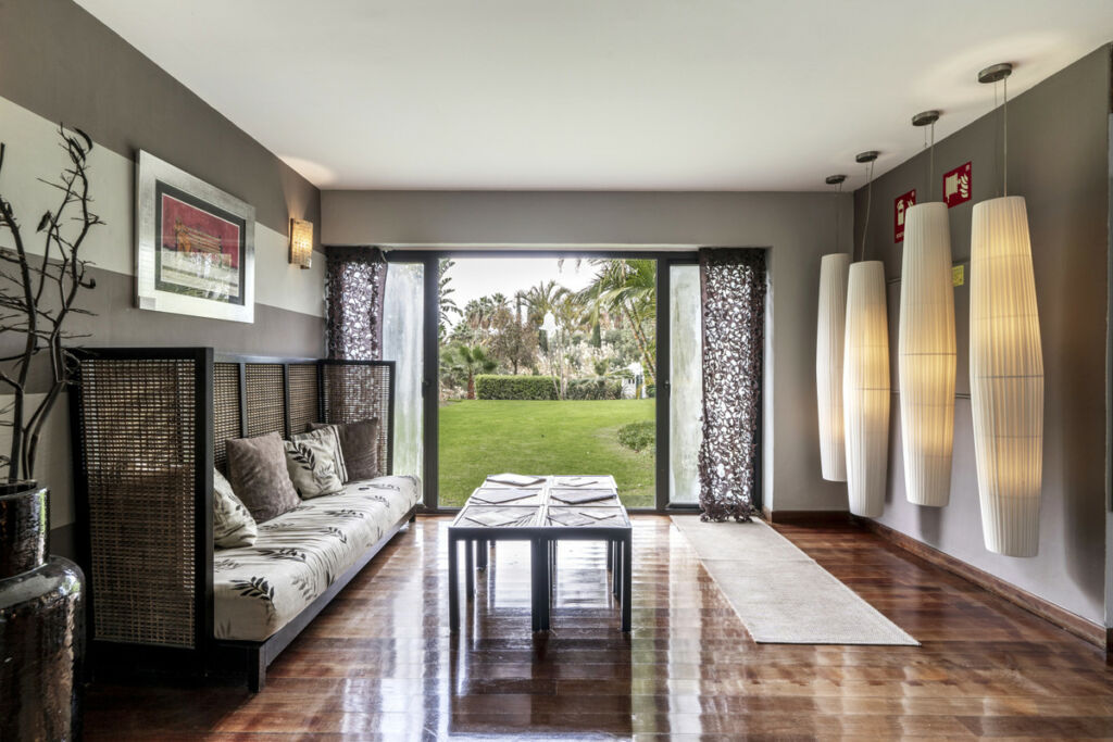 Detached Villa Estepona Málaga - image 26