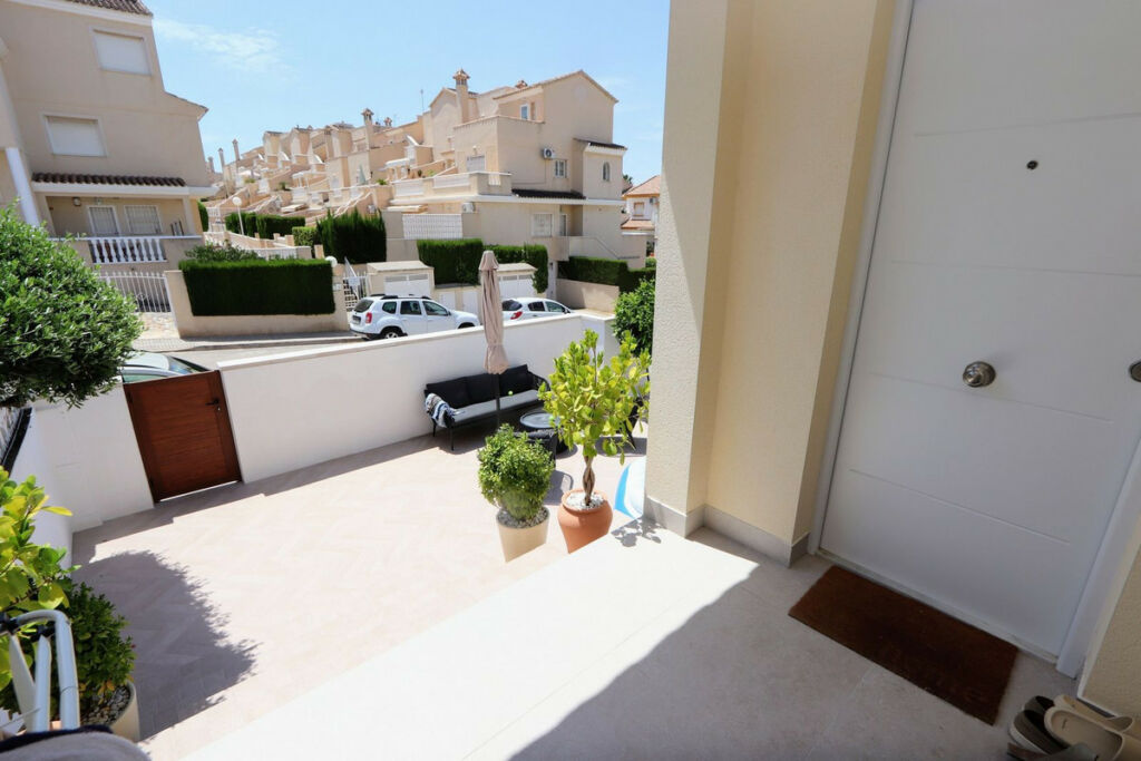 Semi-Detached House Los Altos Alicante - image 28