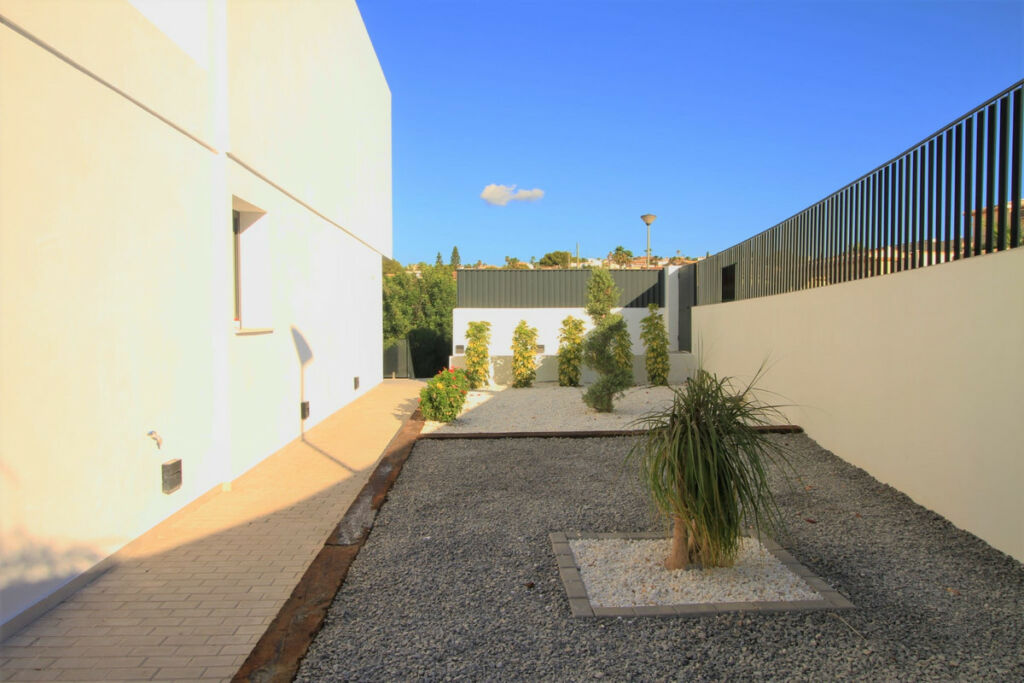 Detached Villa Calpe Alicante - image 27