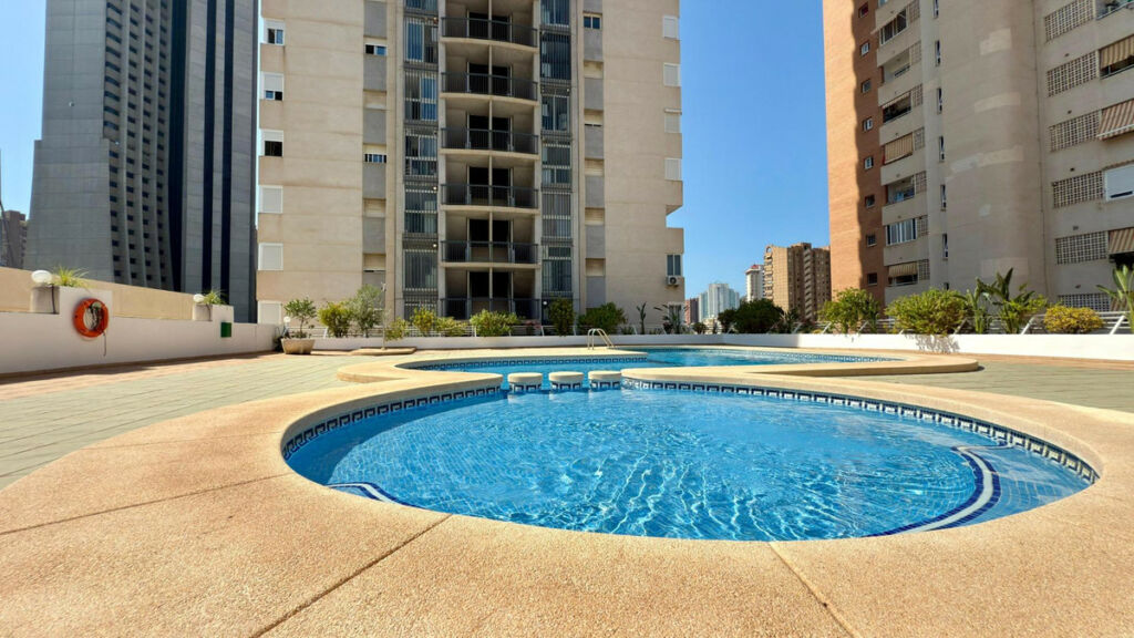 Middle Floor Apartment Benidorm Alicante - image 26
