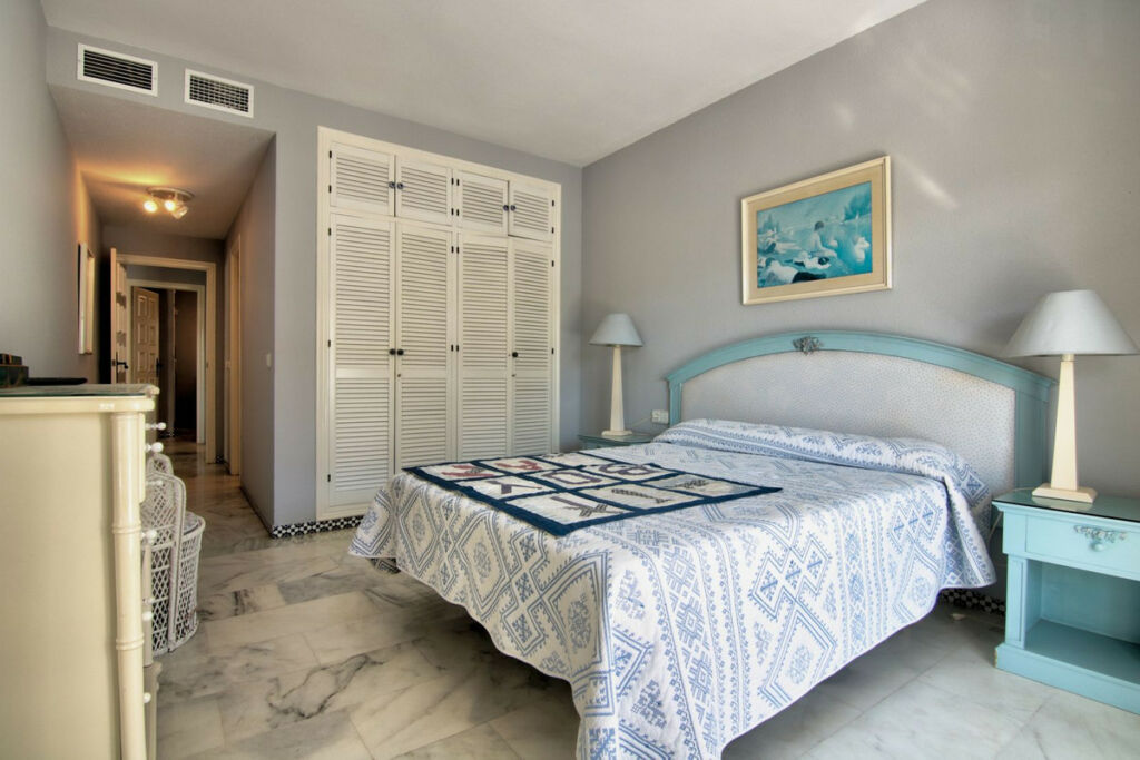 Middle Floor Apartment Fuengirola Málaga - image 28