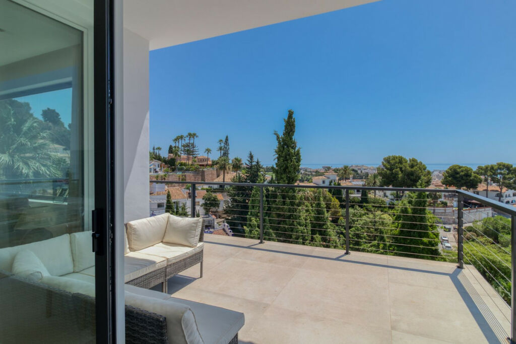 Detached Villa Torremuelle Málaga - image 28
