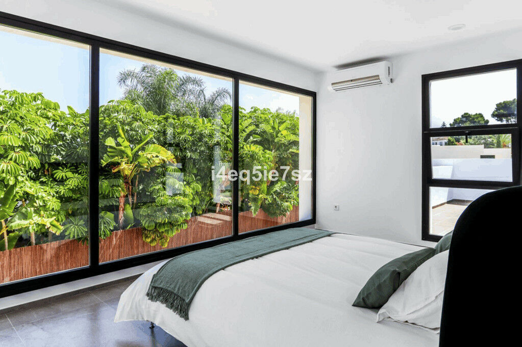 Detached Villa Javea Alicante - image 28