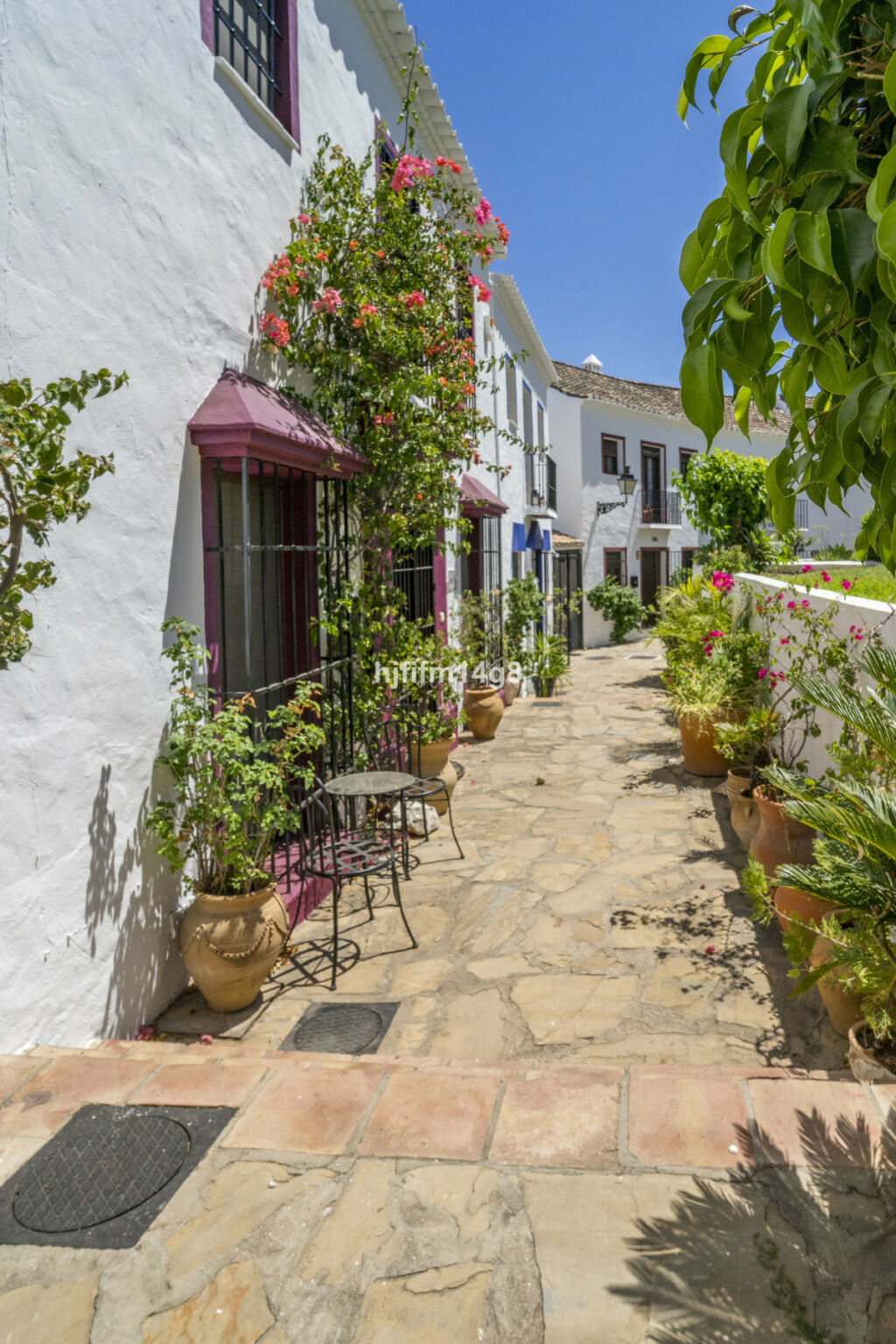 Townhouse Nueva Andalucía Málaga - image 28