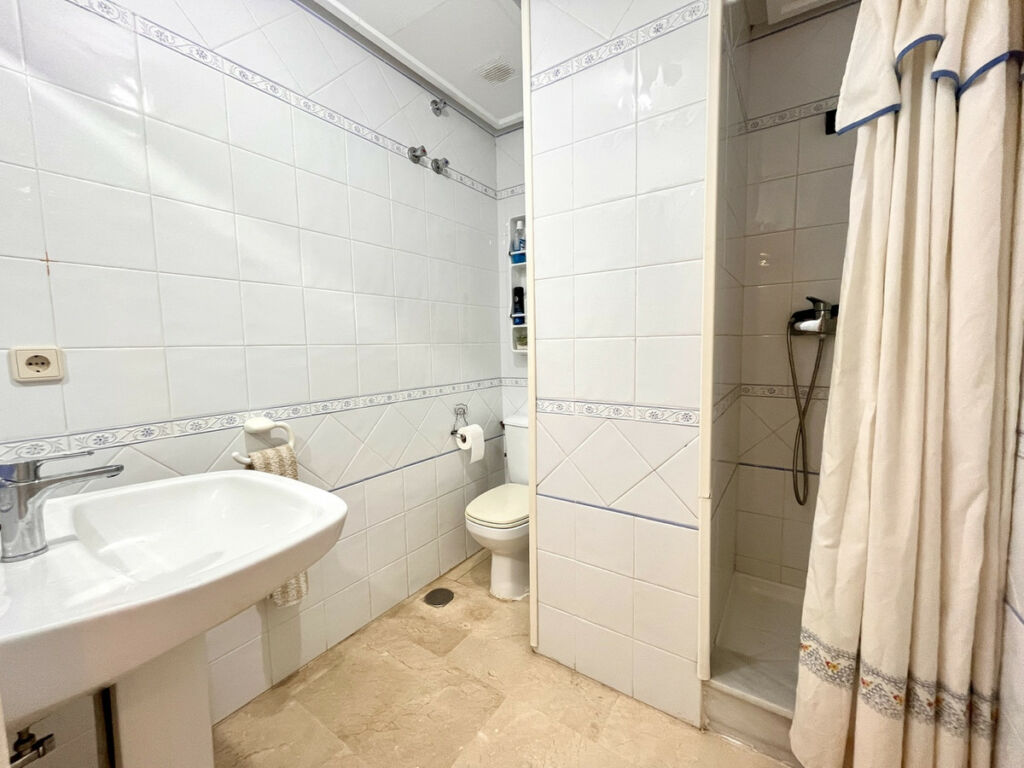 Penthouse Dehesa de Campoamor Alicante - image 28