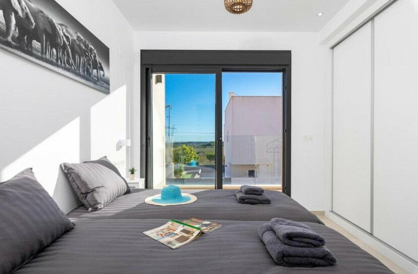 Detached Villa San Miguel de Salinas Alicante - image 28