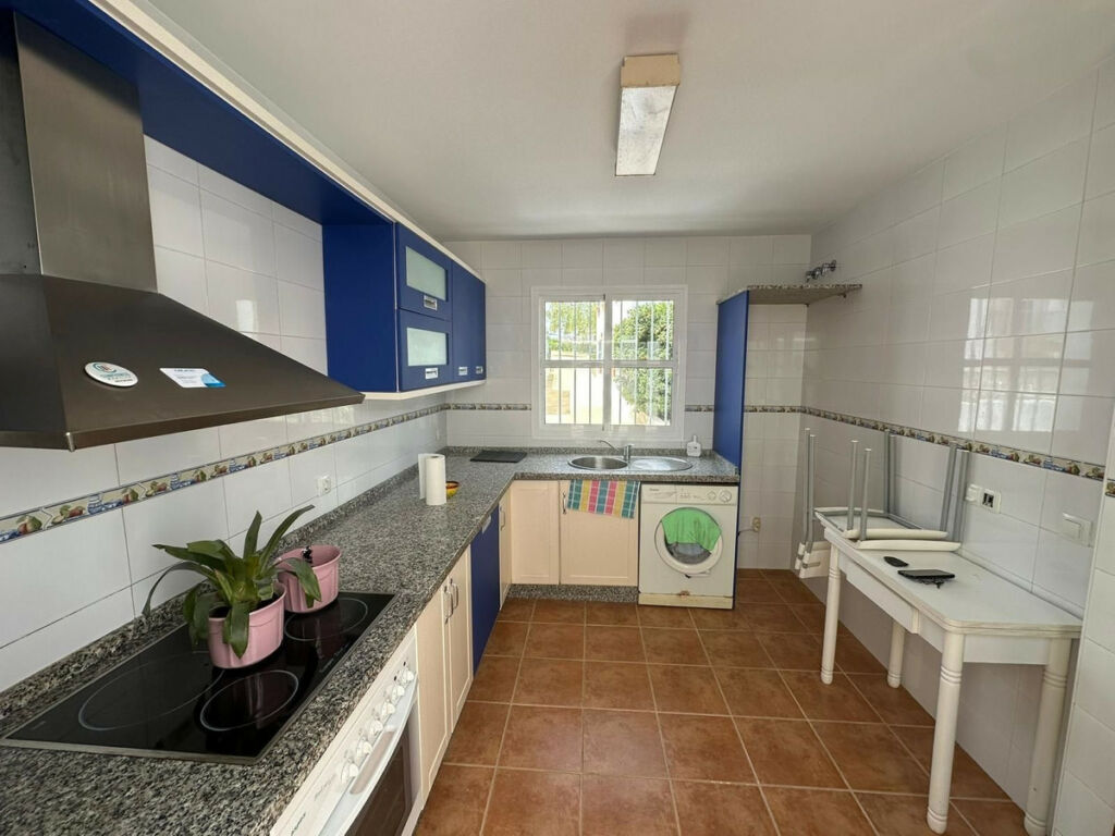 Townhouse Manilva Málaga - image 28