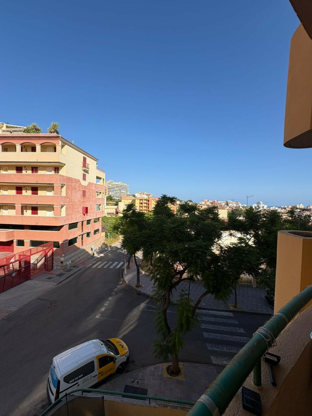 Middle Floor Apartment Los Pacos Málaga - image 28