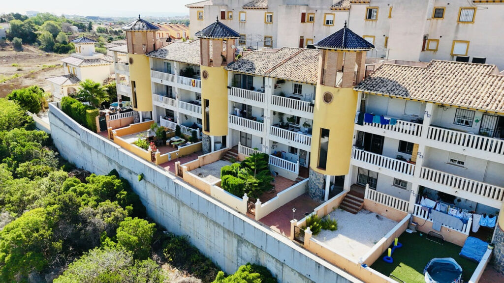 Ground Floor Apartment Cabo Roig Alicante - image 28
