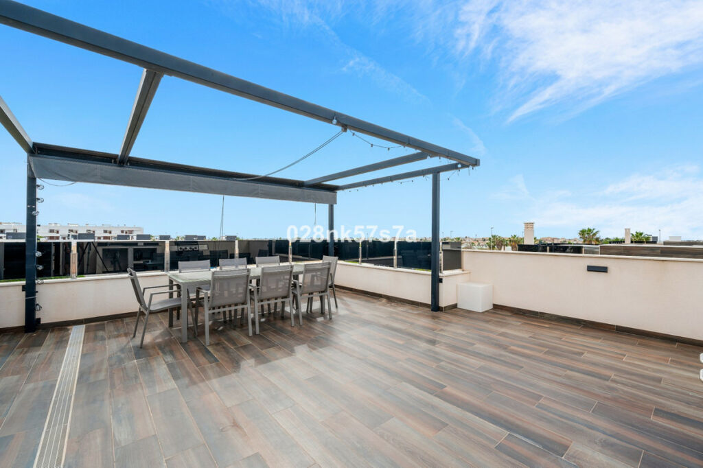Detached Villa Lomas de Cabo Roig Alicante - image 28