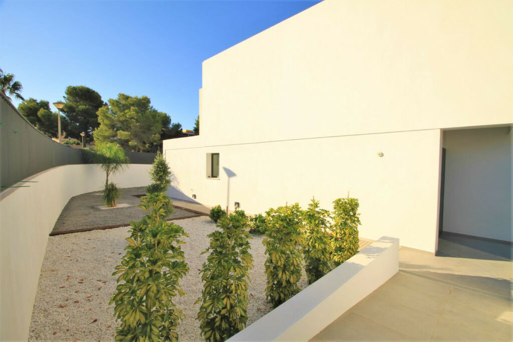 Detached Villa Calpe Alicante - image 28