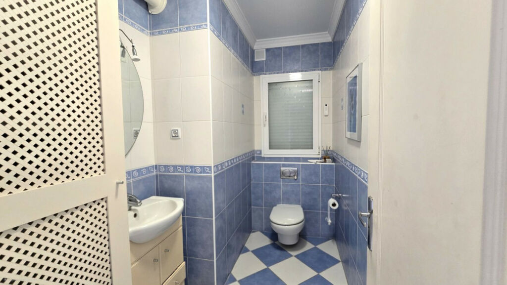 Detached Villa Calahonda Málaga - image 31