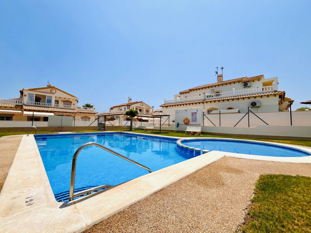 Townhouse Playa Flamenca Alicante - image 28