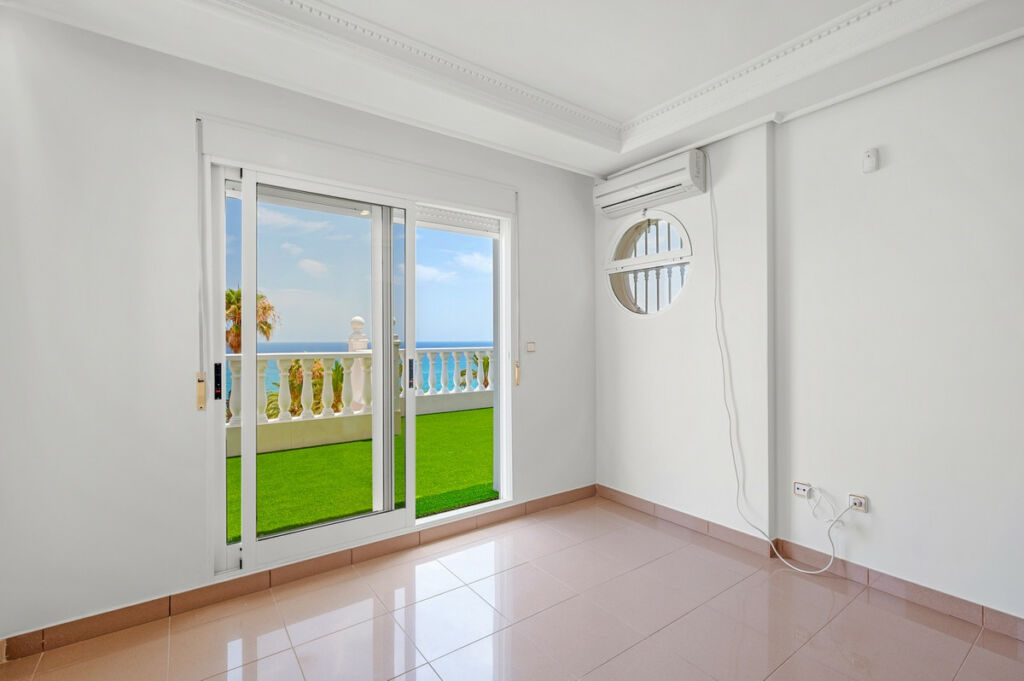 Detached Villa Torrevieja Alicante - image 28