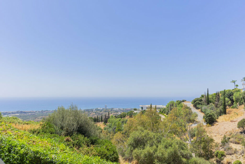 Duplex Altos de los Monteros Málaga - image 28