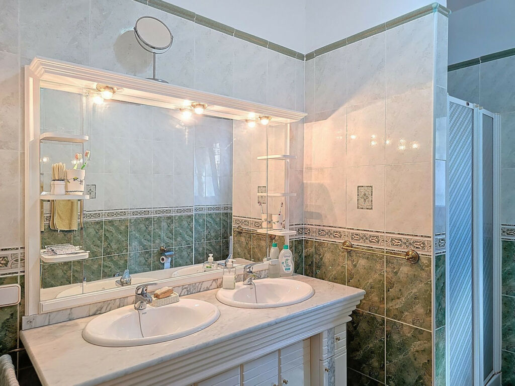 Detached Villa Cómpeta Málaga - image 30