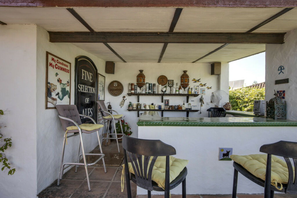 Detached Villa Valle del Sol Málaga - image 30
