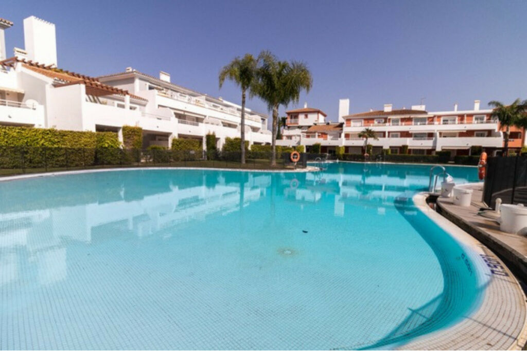 Ground Floor Apartment Estepona Málaga - image 29