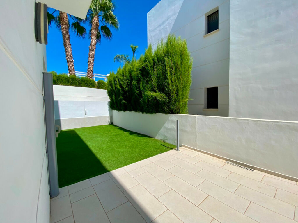 Detached Villa Ciudad Quesada Alicante - image 32