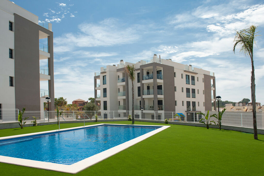Middle Floor Apartment Villamartin Alicante - image 28