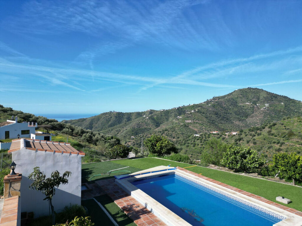 Detached Villa Cómpeta Málaga - image 29