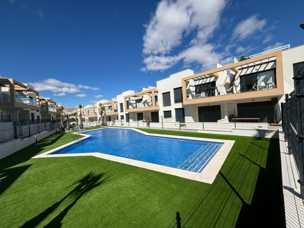 Penthouse Villamartin Alicante - image 28